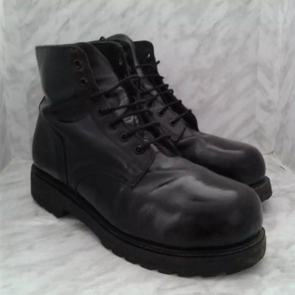 canadian army Other - Canadian Army Combat Boots sz 280 10.5 Made in Canada steel toe vibram USA sole